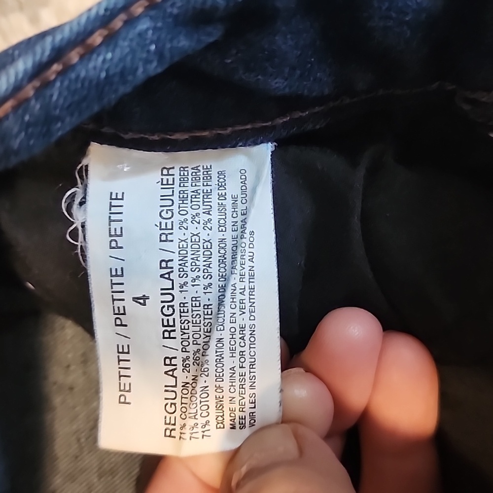 Code Bleu Jeans - image 6